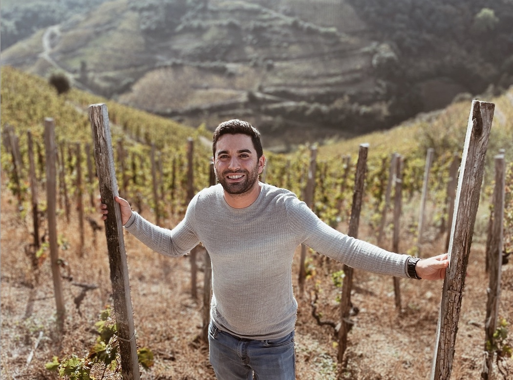 photo-thomas-farge Photo of Thomas Farge in Vineyard